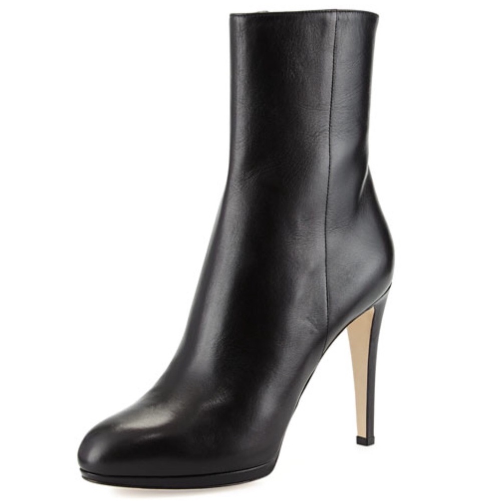 Sergio Rossi Black Leather Ankle Boots $850
